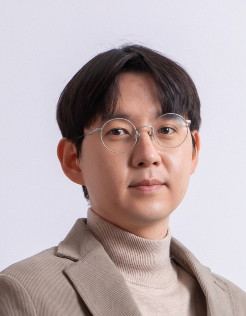 이재홍 교수 (학부장)  사진